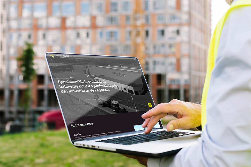 Illustration du projet Récompensé aux trophées de la communication : Refonte du site internet pour mettre en avant le savoir faire d’une entreprise du bâtiment historique 