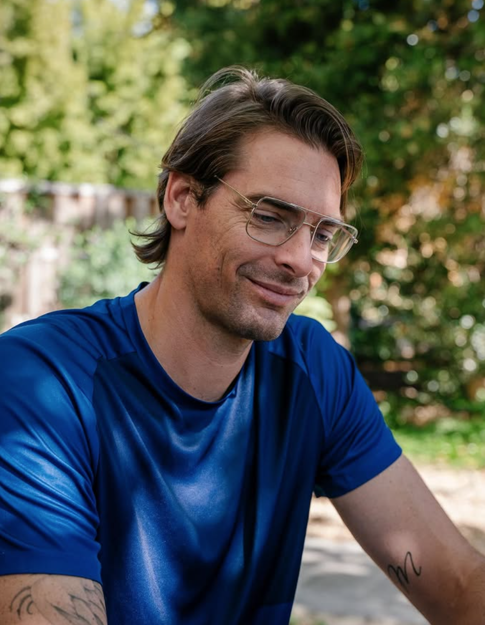 Illustration du projet Campagne digitale & influence pour Essilor Varilux