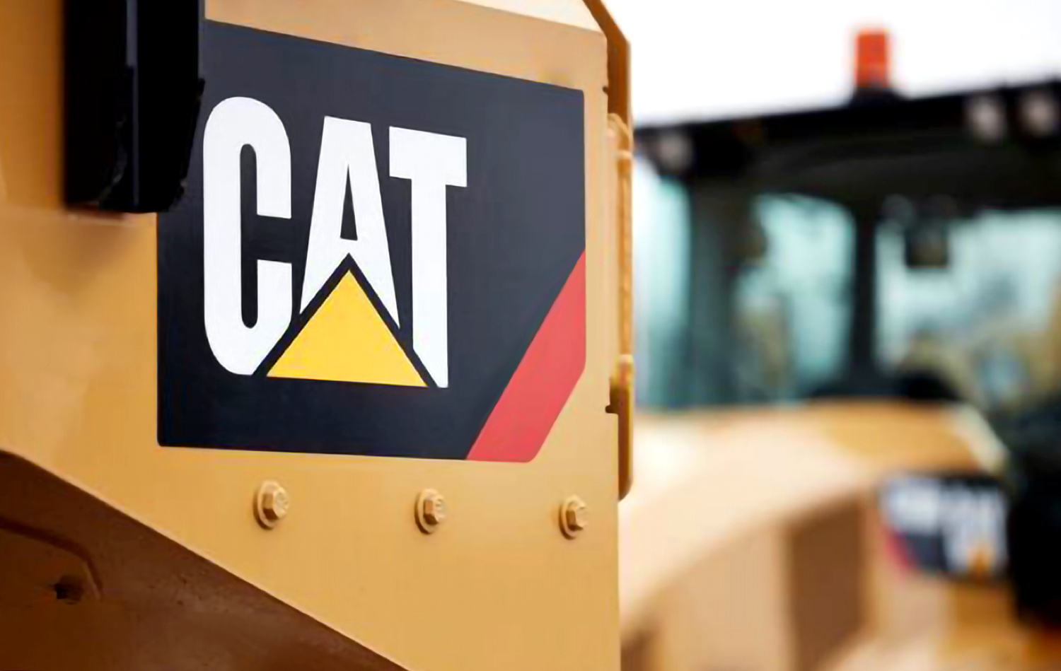Illustration du projet Étude et tests utilisateurs pour améliorer le parcours d'achat du premier distributeur européen de pièces détachées Caterpillar.