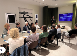 Illustration du projet Parcours de transformation à l’IA générative