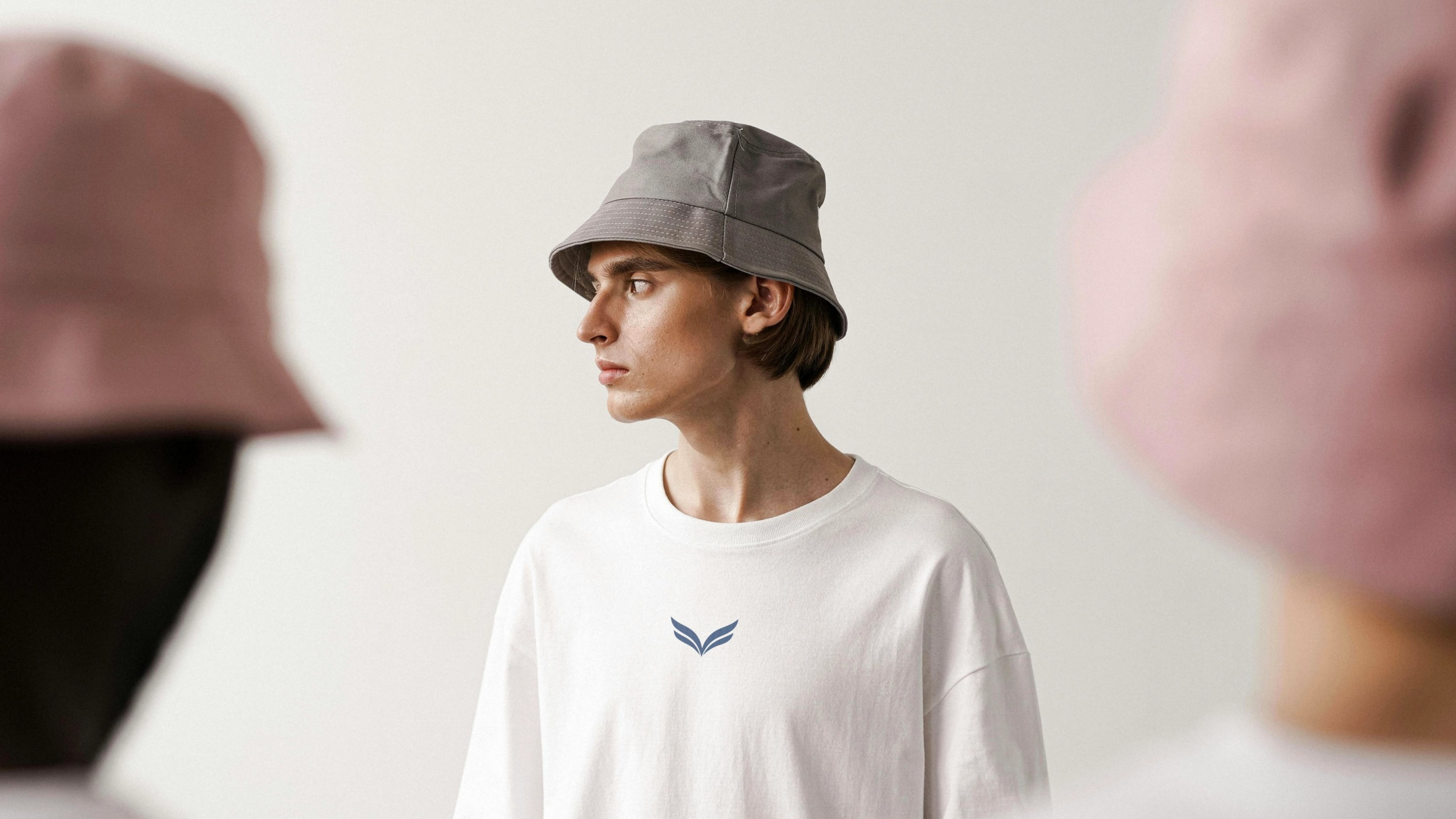 Illustration du projet Branding pour la marque de vêtement Flyon