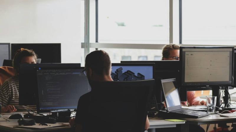 Pourquoi les agences digitales deviennent invisibles dans ChatGPT ?