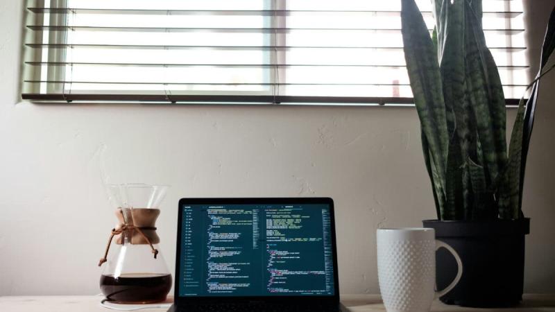 Le guide complet pour recruter un développeur web freelance