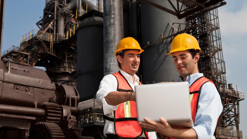 HubSpot Marketing Hub vs Plezi : quel outil d’automation pour une PME B2B industrielle ?