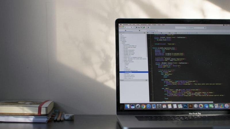 Coder son site web soi-même, fausse bonne idée?