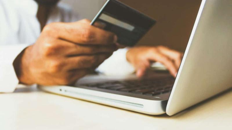 30+ exemples de fiches produits qui convertissent (2026)