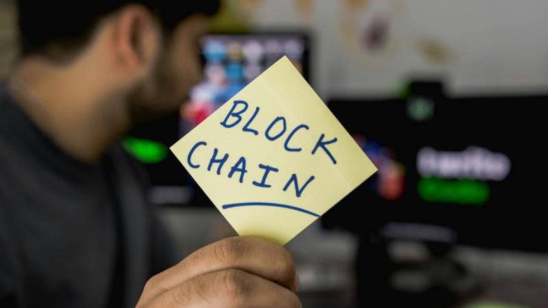 Introduction à la Blockchain : définition & cas d’usages en entreprise