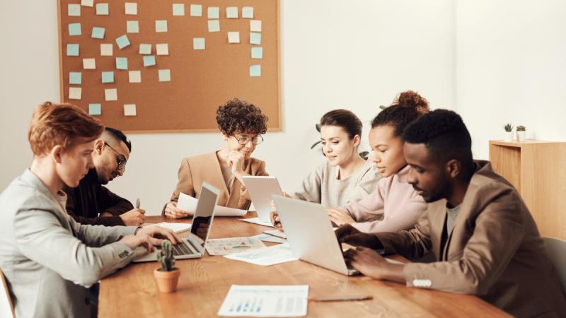 Comment aligner marketing et commerciaux en PME B2B